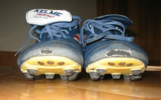 What Do Soccer Cleats Look Like On The Bottom