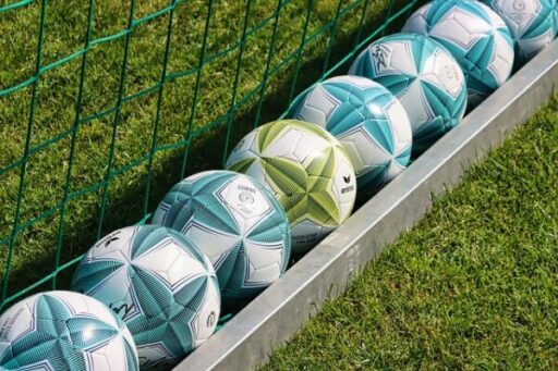 How To Become A Soccer Coach Soccer Unlimited Knowledge World